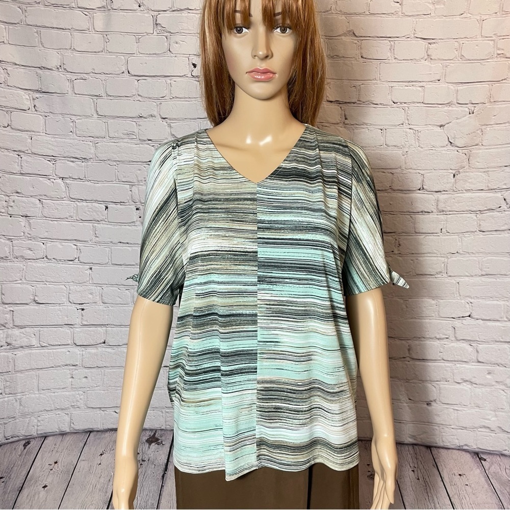 New Chico's Cold Shoulder Short Sleeve Top Size 0 US S